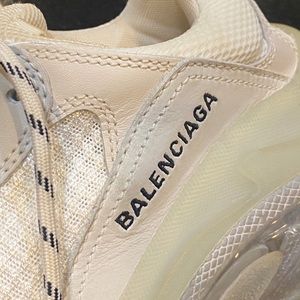 Balenciaga TRIPLE WHITE SZ 38/8